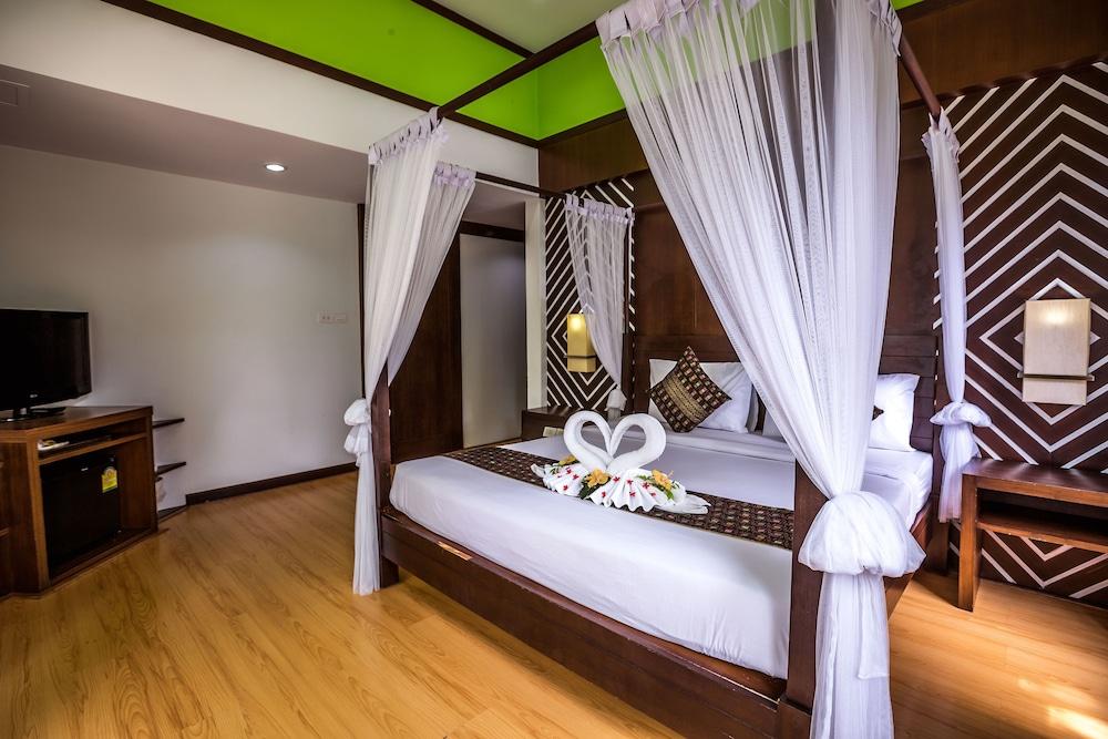 Phi Phi Andaman Beach Resort-Sha Plus Екстер'єр фото